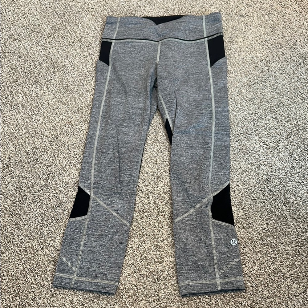 Lululemon Athletica Gray and Black Leggings with Mesh Panels